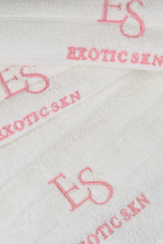 How to Achieve That Coveted Glow: Skincare Tips Every Woman Needs to Know