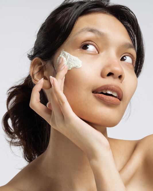 DIY Skincare: Recipes for Homemade Face Masks and Scrubs