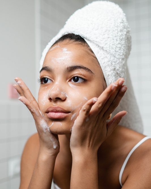 Fall Into Beauty: Skincare Tips for the Autumn Season