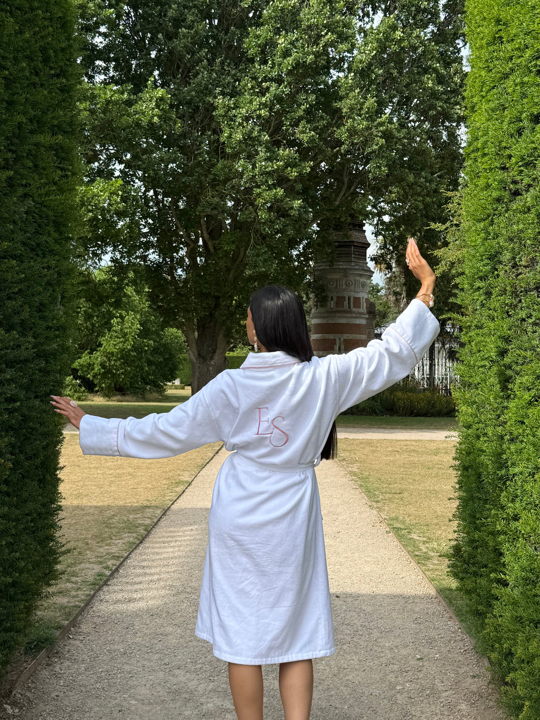 Unbranded, Unbothered: Creating a Signature Ritual That’s Fully Yours